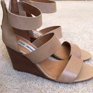 Steve Madden Wedge Gladiator Style Sandals